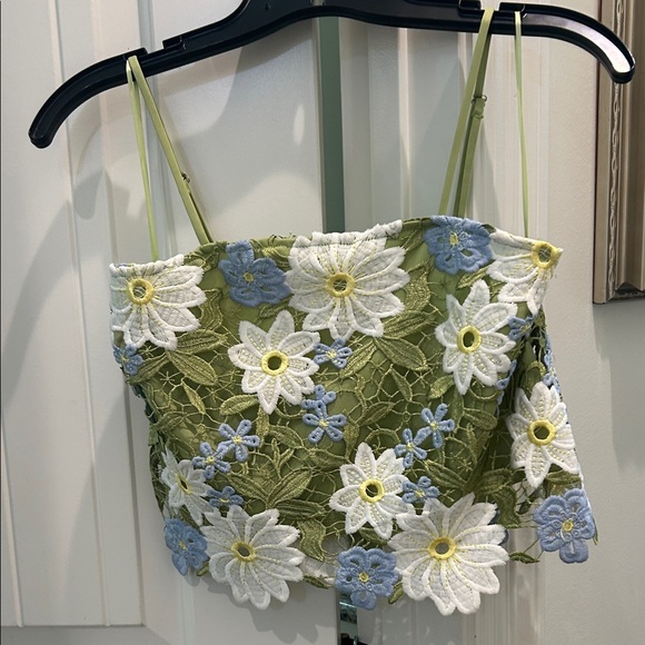 Vici Dresses & Skirts - Vici Green Floral Lace floral set